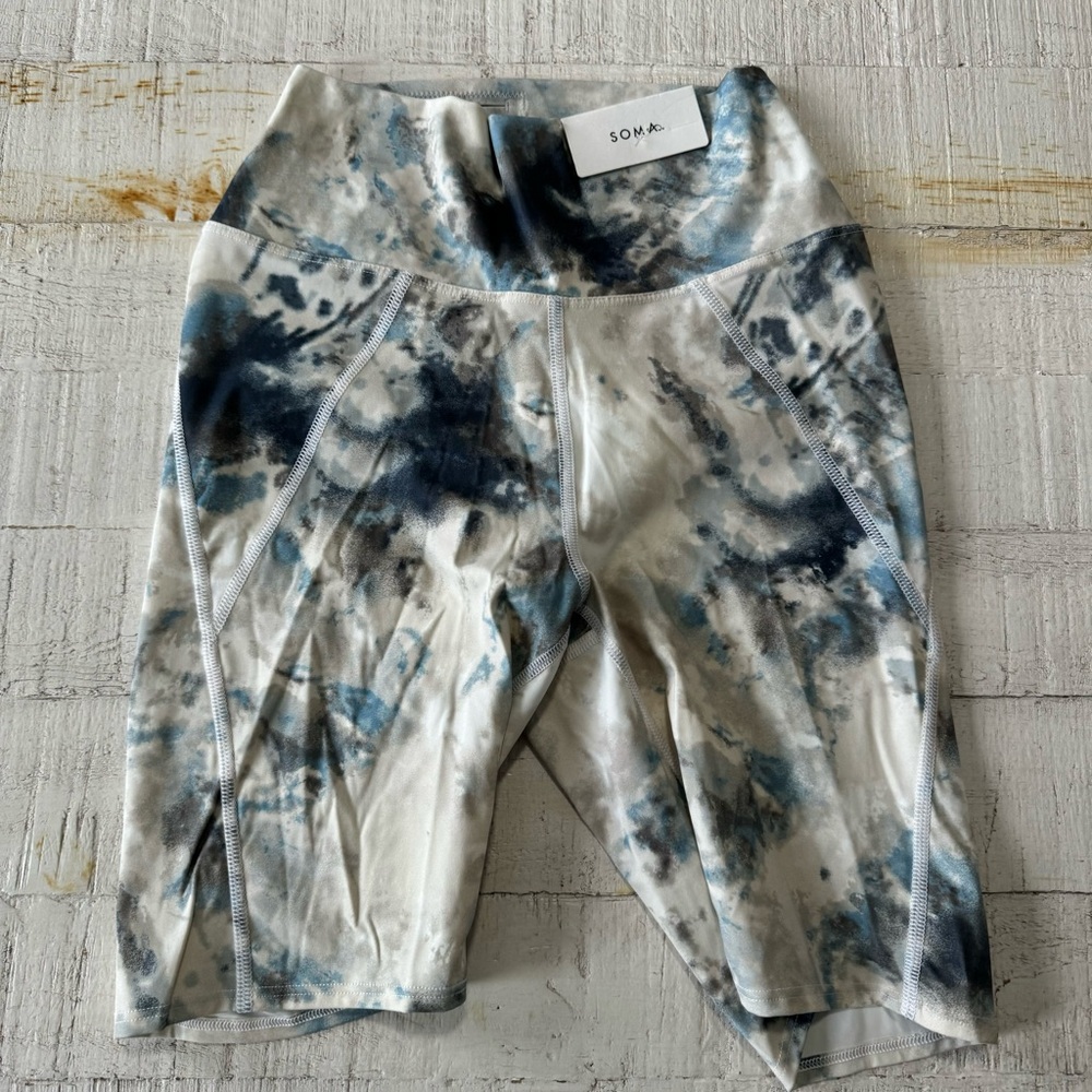 Soma WKND‎ 360 Bike Shorts NWT size Small in Cloud Texture Optic White